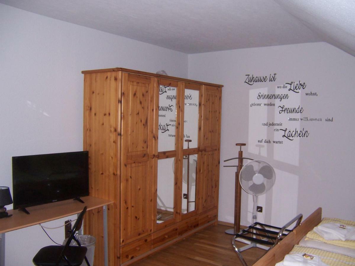 Gaestehaus Schneider Bechtheim Bagian luar foto