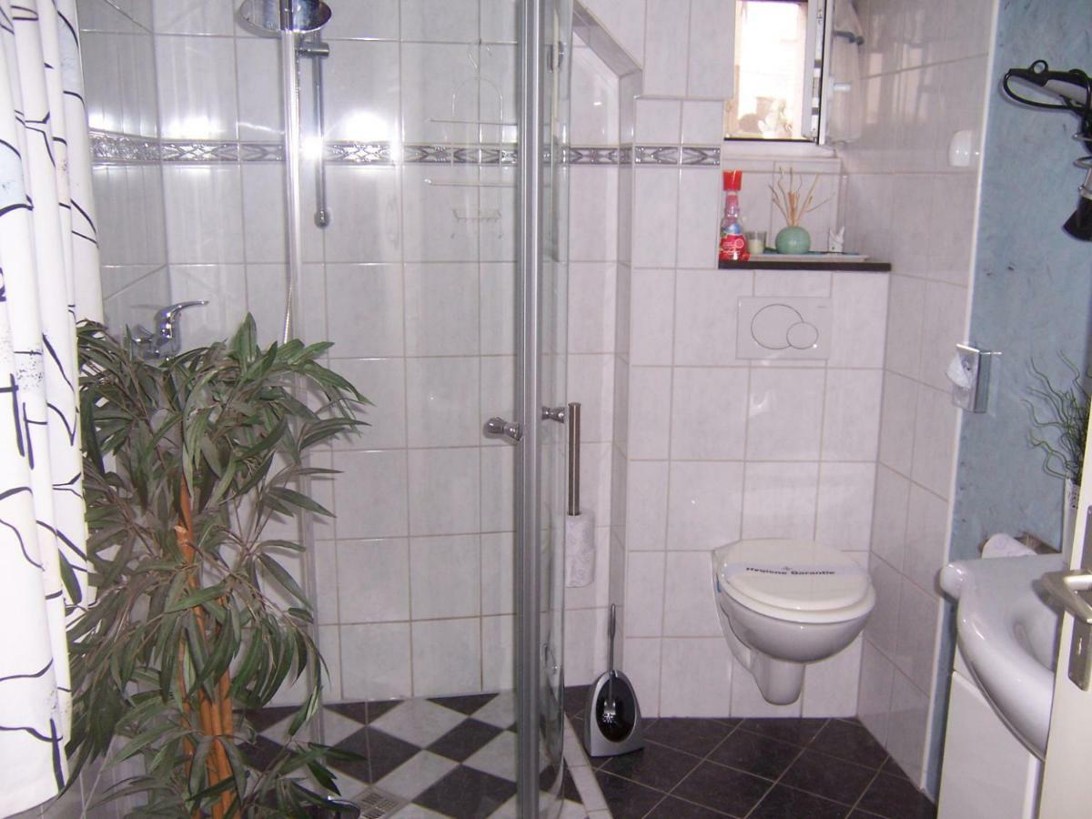 Gaestehaus Schneider Bechtheim Bagian luar foto